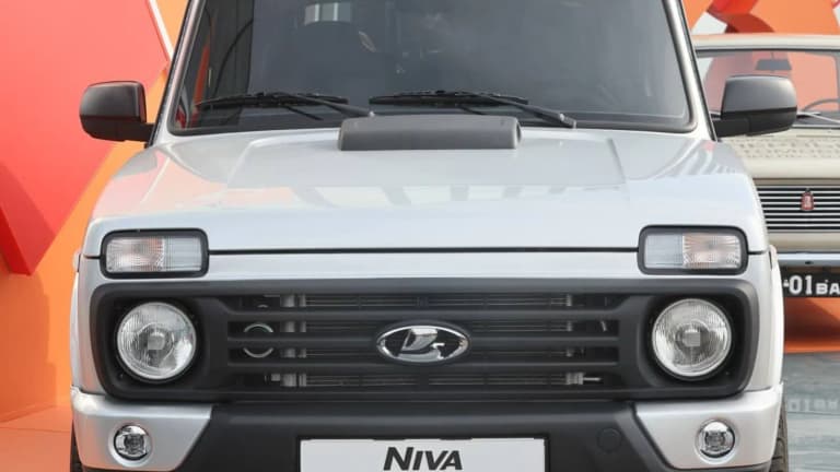 Янги Lada Нива Легенд тақдим этилди: Кучлироқ мотор ва янгиланган осма