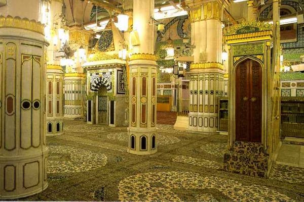 Расулуллоҳ соллаллоҳу алайҳи васалламнинг муборак жасадларини ўғирламоқчи бўлган роҳиблар