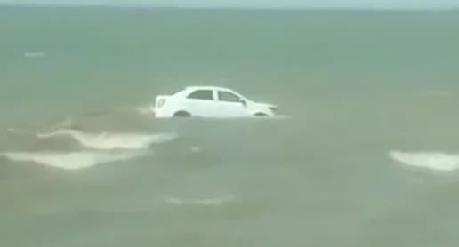 Navoiyda suv omborida “suzib yurgan” Cobalt yuzasidan ma’lumot berildi