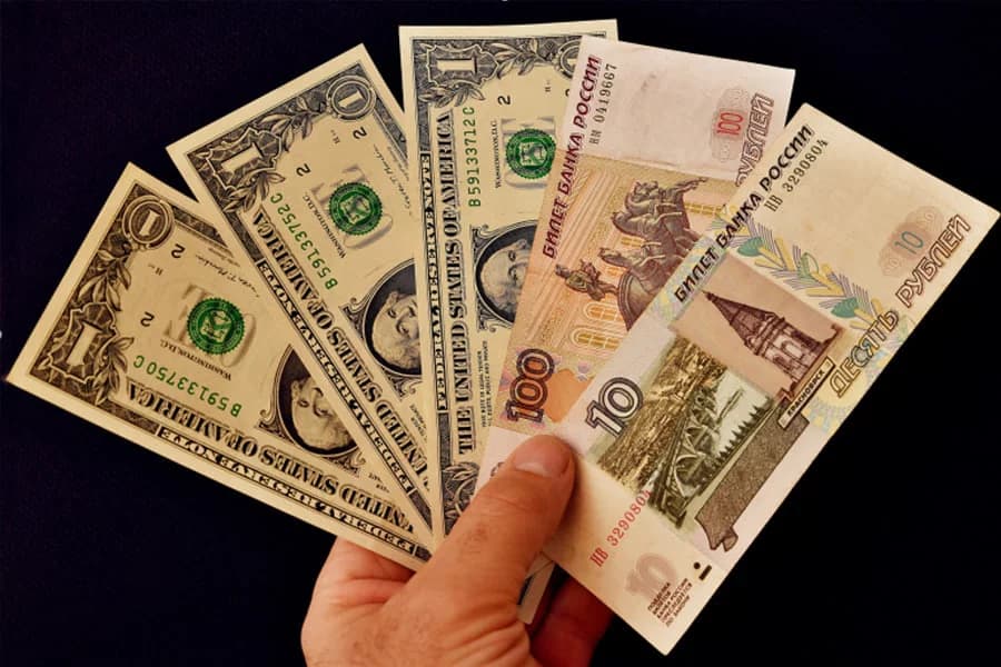 Rublning mustahkamlanish davri tugaganga o‘xshayapti. Endi nima bo‘ladi?