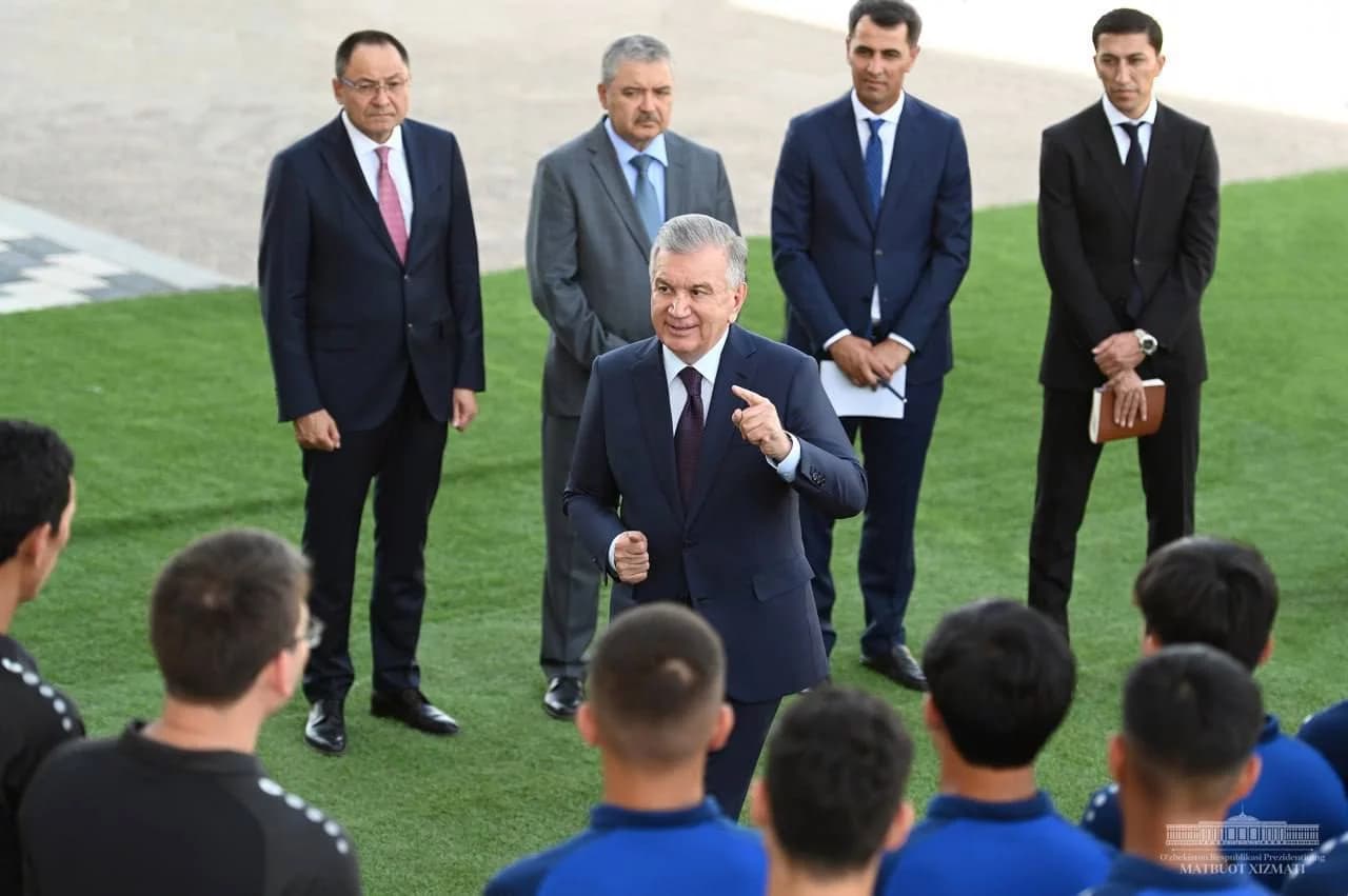 Shavkat Mirziyoyev: «O‘zbekistonda futbol – eng sevimli sport turi. Har 10 kishidan 9 nafari uning muxlisi desa bo‘ladi»