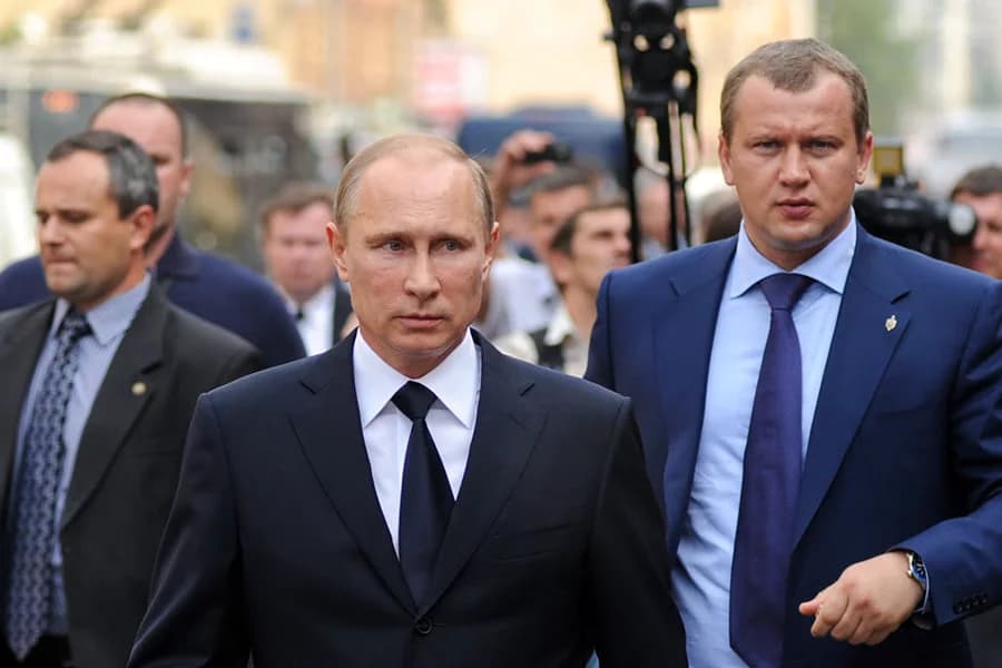 Sobiq KGB xodimi Putinni o‘ldirishi mumkin bo‘lgan odamlarni aytdi
