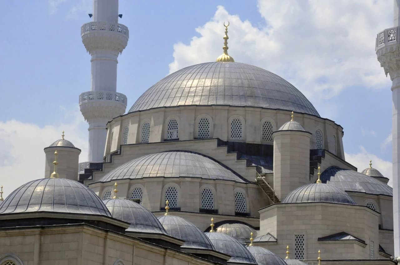 Qirg‘izistonda masjid va madrasalar ommaviy tekshirilmoqda