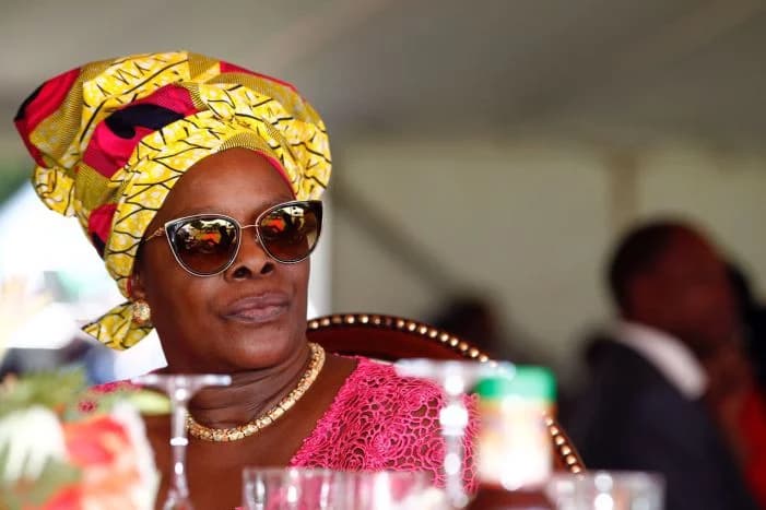 Zambiya sobiq prezidentining xotini o‘g‘rilikda ayblanib hibsga olindi