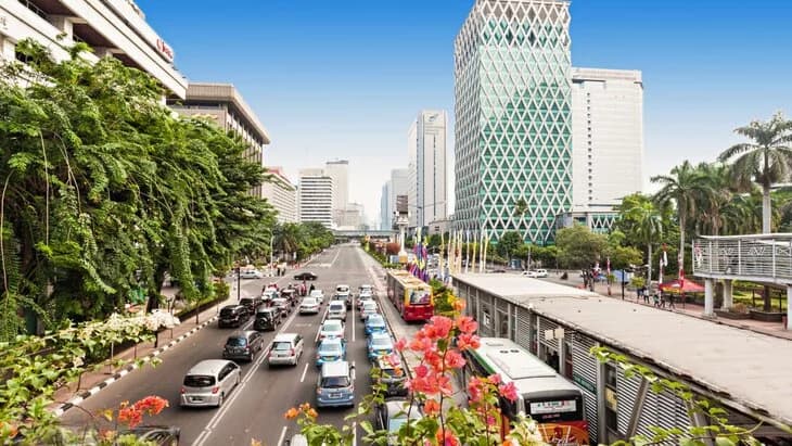 Indoneziya xorijiy investorlarni jalb qilish uchun “oltin viza” joriy qiladi