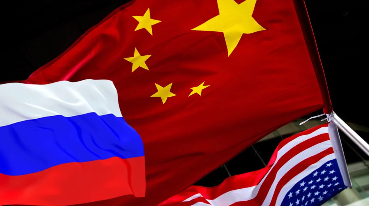 AQSHga Xitoy va Rossiya bilan bir vaqtda urushishga tayyorlanish tavsiya qilindi