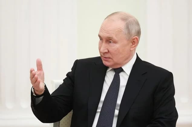 Putin Falastin—Isroil mojarosiga munosabat bildirdi