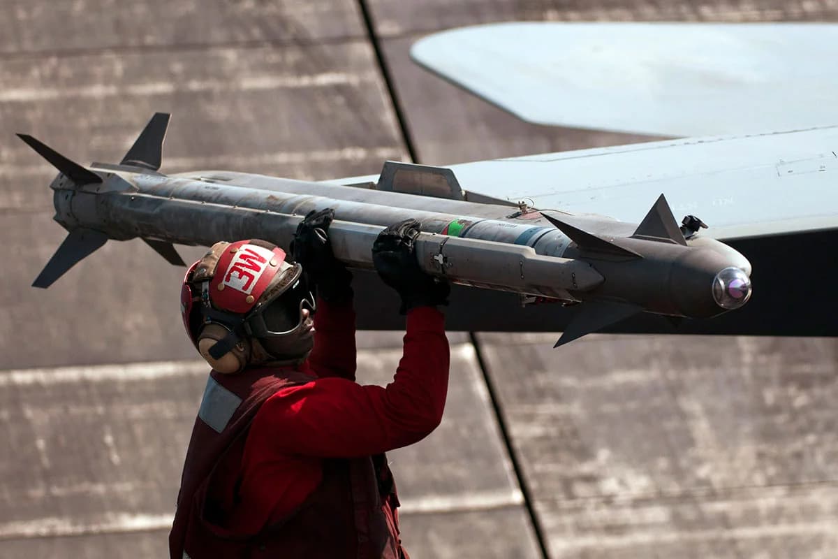 AQSH Tayvanga 850 million dollarlik qiruvchi raketalar va snaryadlar yetkazib beradi