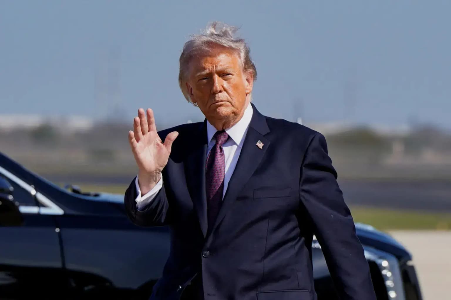 Трампнинг шов-шувли баёноти: Эрон можаросини яна кескин алангалатди