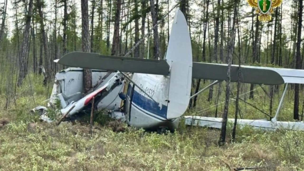 An-2 aircraft forced to make emergency landing in Yakutia due to engine failure