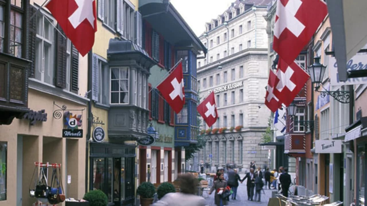 Referendum on limiting population size planned in Switzerland
