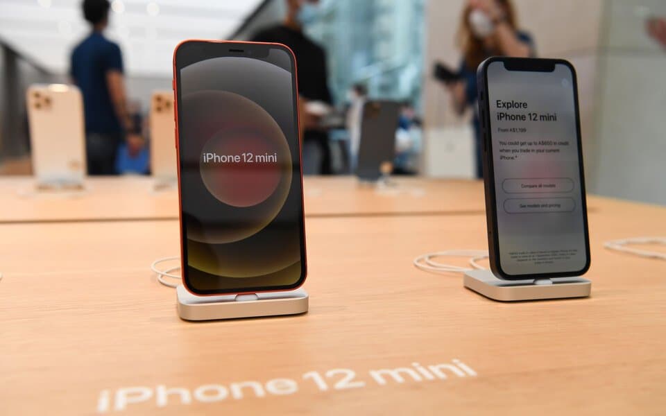 Apple talab kamligi bois iPhone 12 mini’ni ishlab chiqarishni to‘xtatdi