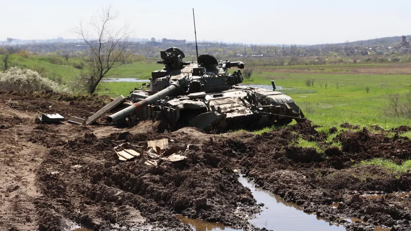 Россия МВ: Украина ҳарбий техникасини йўқ қилган 10 мингдан ортиқ ҳарбий хизматчиларга мукофот пули тўланди
