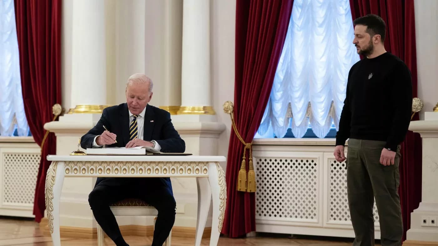 AQSH butun dunyo bo‘ylab ittifoqchilarini yo‘qotganini tan oldi