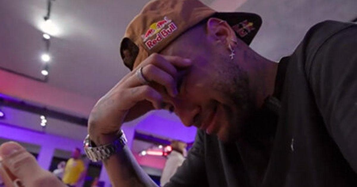 Neymar mundialga chaqiruv olgandan keyin ko‘z yoshini tiya olmadi