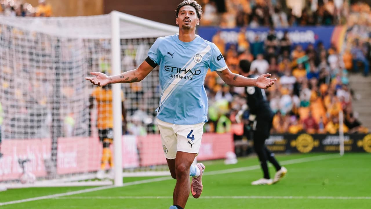 Tijani Reynders uchun “Arsenal” va “Yuventus” kurashga qo‘shildi