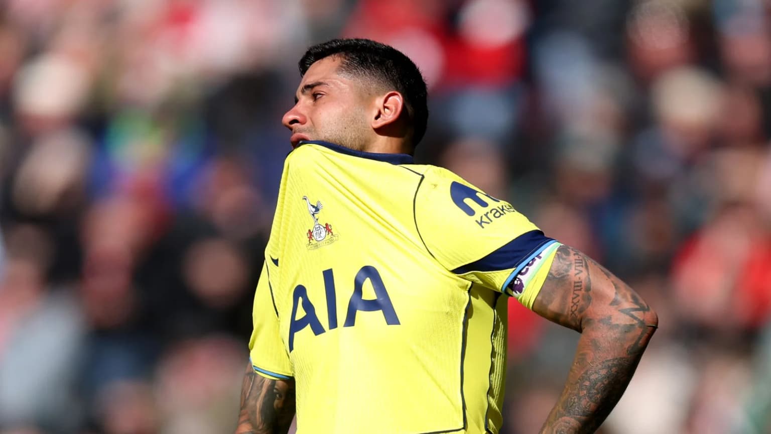 Cristian Romero leaves Tottenham in a difficult situation and flies to Argentina