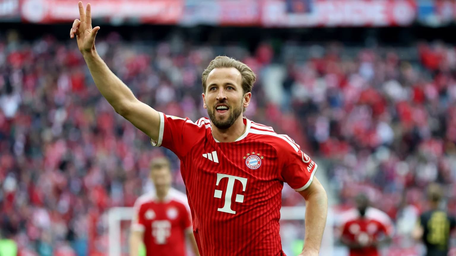 Harry Kane обошел Erling Haaland и Kylian Mbappe, завоевав «Золотую бутсу»