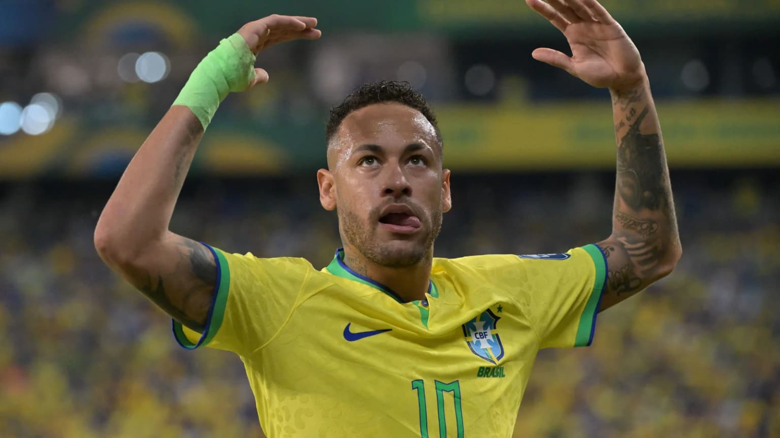 Neymar included in Brazil's World Cup squad