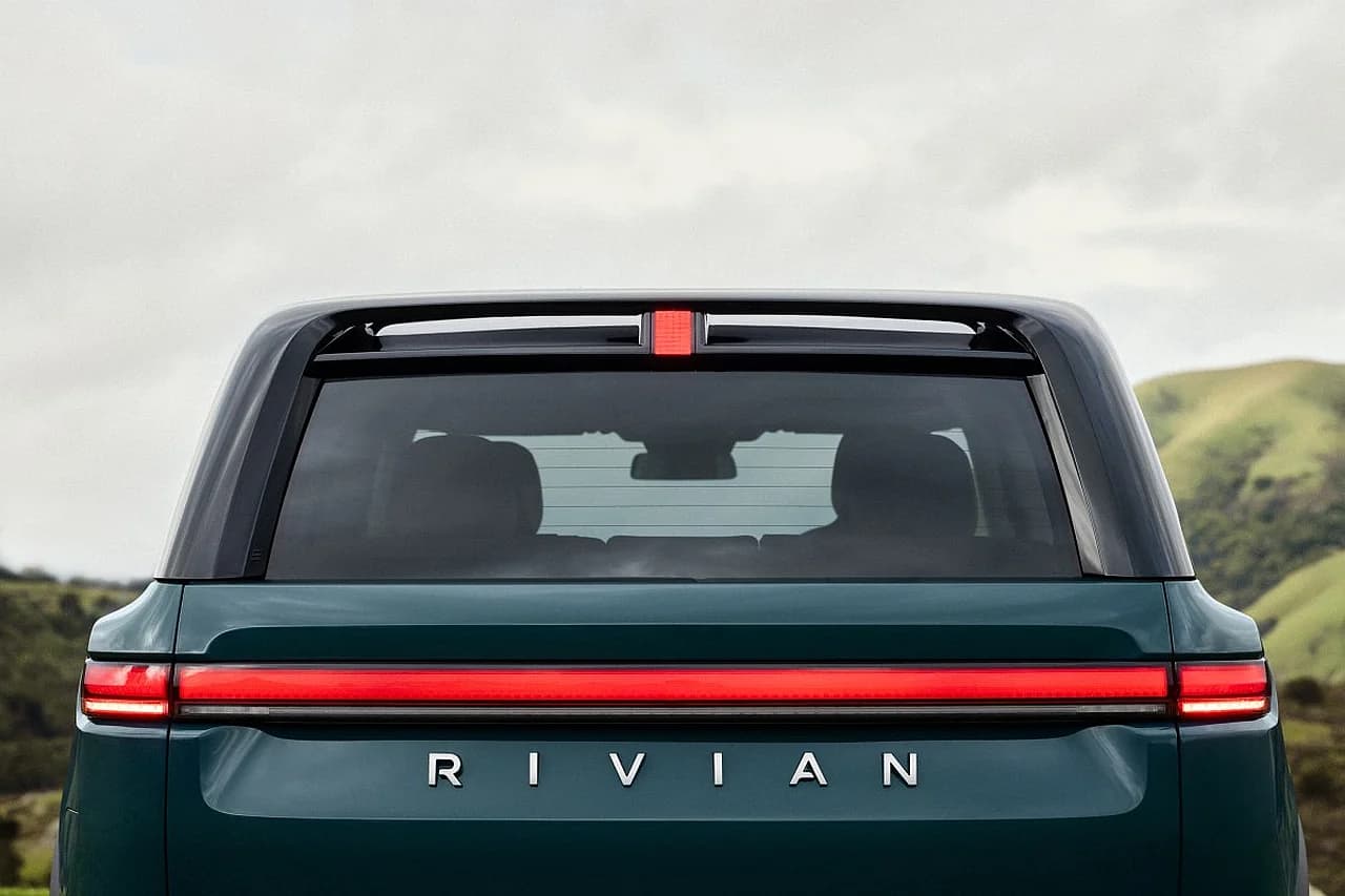 Rivian начинает поставки первых моделей R2 SUV с 9 июня
