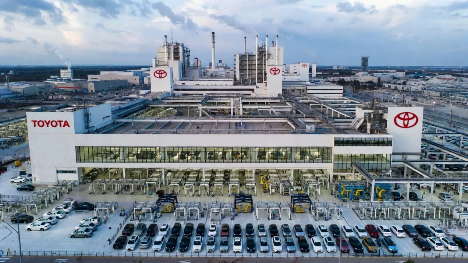 Toyota factories struggling: Company to import cars from Taiwan to Japan for the first time