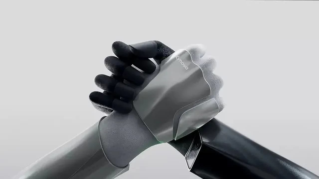 Хитойнинг Xynova компанияси инсонникига ўхшаш робот қўлни тақдим этди