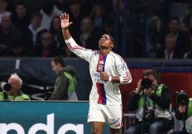 Paris'te oynanan maçta "Lion" takımı,