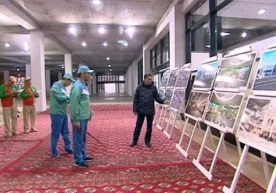 Foto: «Oltin asr» Turkmaniston prezidenti Gurbanguli