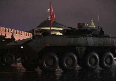 Rossiyada g‘ildirakli tanklar ishlab chiqarilib, qurolli kuchlarga taqdim etiladi фото