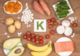 Shifokorlar K vitamini bilan koronavirus o‘rtasidagi bog‘liqlikni topishdi фото