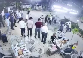 Шаҳарда ижарада яшайдиган синглиси ойлик маошининг ярмидан