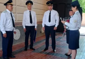 Хотира кунида устозга эҳтиром: Ҳалоллик ва адолат йўлидаги сабоқлар фото