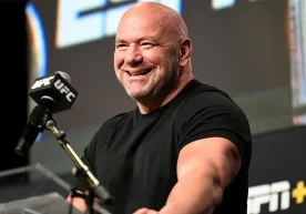 UFC президенти Дана Уайт ярим ўрта вазн тоифаси чемпиони