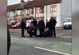 Buyuk Britaniyaning London shahri chekkasida kanalizatsiya