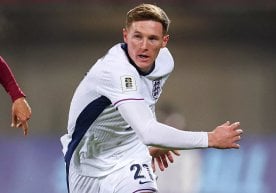 22 ёшли "Ноттингем Форест" ярим ҳимоячиси Эллиот