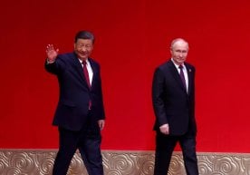 © POOL Россия президенти Владимир Путин ва ХХР раиси Си
