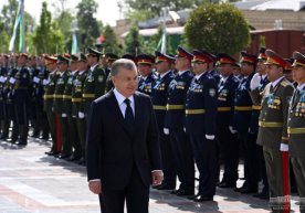 Shavkat Mirziyoyev G‘alaba bog‘iga tashrif buyurdi (foto) фото