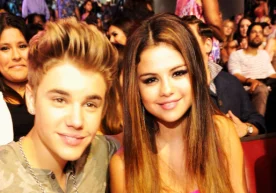 Мана бир неча ойдирки, хонандалар Селена Гомес ва Жастин