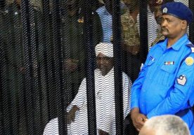 Sudanning sobiq prezidenti oʻlim jazosiga hukm qilinishi mumkin фото