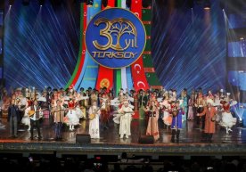 ТУРКСОЙнинг 30 йиллиги: Тошкентда туркий давлатлар санъаткорлари концерт беради фото