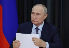Путин: Украина хорижий разведка хизматлари кўмагида террор йўлига ўтди фото