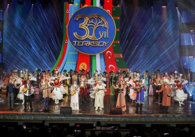 TURKSOYning 30 yilligi: Toshkentda turkiy davlatlar san’atkorlari konsert beradi фото
