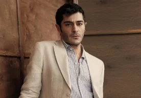 Um den bekannten Schauspieler und Model Burak Deniz, der