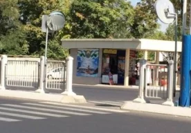 Тошкентнинг Мирзо Улуғбек шоҳ кўчасидаги пиёдалар ўтиш жойларига йўлни кўрсатувчи кўзгулар ўрнатилди(Фото) фото