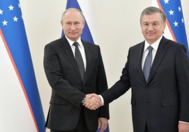 Путиннинг ташрифига ўзгача нигоҳ: "Ҳавони яхшиловчи райҳон ва махсус шоколад" фото