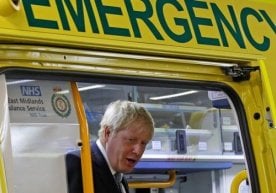 Buyuk Britaniya bosh vaziri Boris Jonson kasalxonadan chiqdi фото