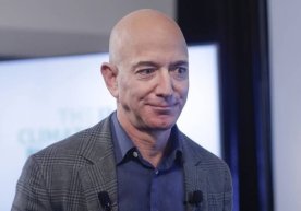 Bezos $200 mlrd. boylikka ega tarixdagi ilk inson bo‘ldi фото