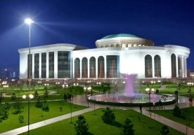 Әлішер Науаи атындағы Өзбекстан Ұлттық кітапханасында