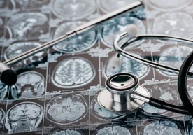 Хитойнинг Хубэй вилоятидаги цемент заводида ишловчи 43