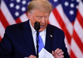 Трамп сайловлардаги фирибгарликлар ҳақида ёзма кўрсатмаларга эгалигини айтди фото